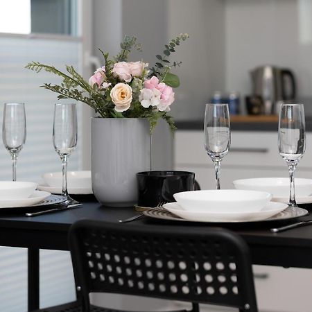 Podgorze Lipska Pet-Friendly Apartment With Balcony And Parking By Renters Prestige Krakow Exterior photo